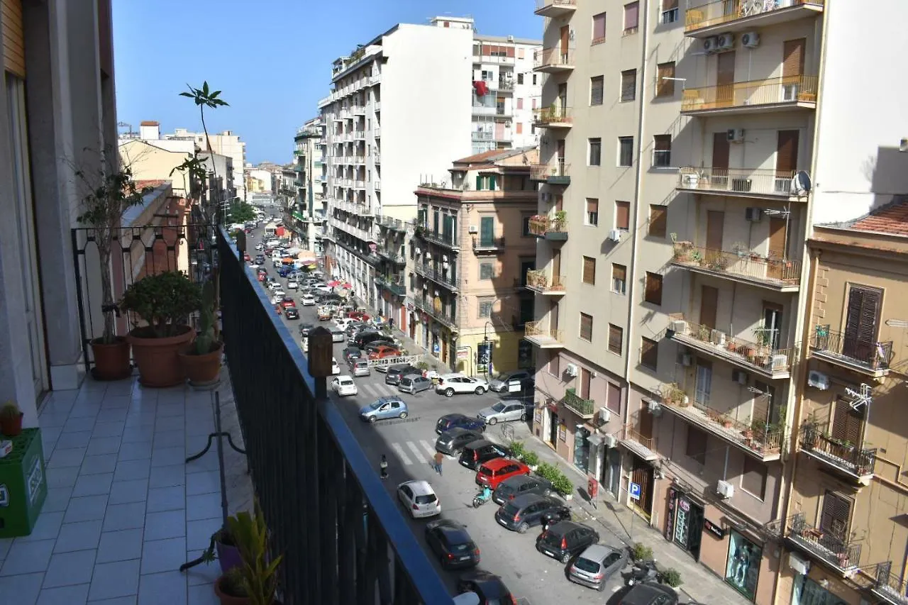 Bed and Breakfast Framamired Palermo